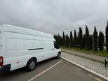 Ford Transit-8