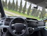Ford Transit-9