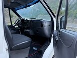 Ford Transit-12