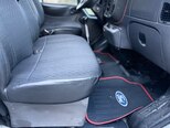 Ford Transit-9
