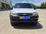 Chevrolet Niva-1