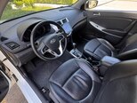 Hyundai Accent-7