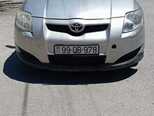 Toyota Auris-1