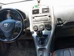 Toyota Auris-7