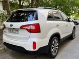 Kia Sorento-4