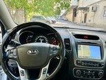 Kia Sorento-9