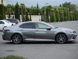Toyota Camry-5