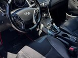 Hyundai Elantra-11