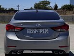 Hyundai Elantra-4