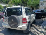 Mitsubishi Pajero io-3