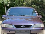 Opel Vectra-4