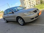 Mitsubishi Lancer-3