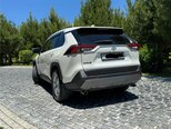 Toyota RAV4-7