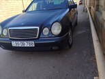 Mercedes E 240-2