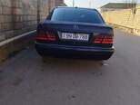 Mercedes E 240-5
