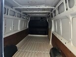 Ford Transit-10