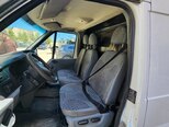 Ford Transit-16