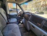 Ford Transit-12