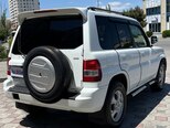Mitsubishi Pajero io-3