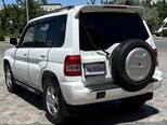 Mitsubishi Pajero io-5