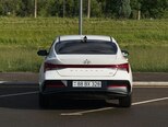 Hyundai Elantra-4