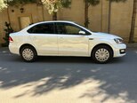 Volkswagen Polo-5