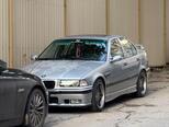 BMW 320-3