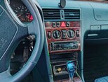 Mercedes C 200-8