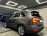 Kia Sorento-4