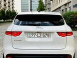 Jaguar F-Pace-5