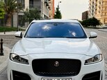 Jaguar F-Pace-1