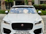 Jaguar F-Pace-2