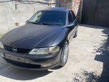 Opel Vectra-3