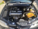 Opel Vectra-12
