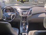 Hyundai Elantra-10