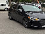 Hyundai Elantra-4