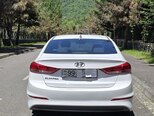 Hyundai Elantra-5