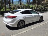 Hyundai Elantra-4