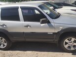 Chevrolet Niva-12
