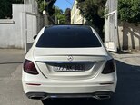 Mercedes E 300-13