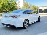 Hyundai Sonata-4