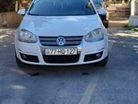 Volkswagen Jetta-1