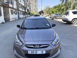 Hyundai Accent-8