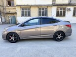 Hyundai Accent-6