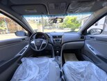 Hyundai Accent-16