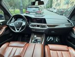 BMW X7-9