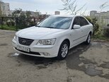 Hyundai Sonata-2