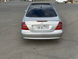 Mercedes E 240-2