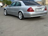 Mercedes E 240-4