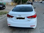 Hyundai Elantra-4